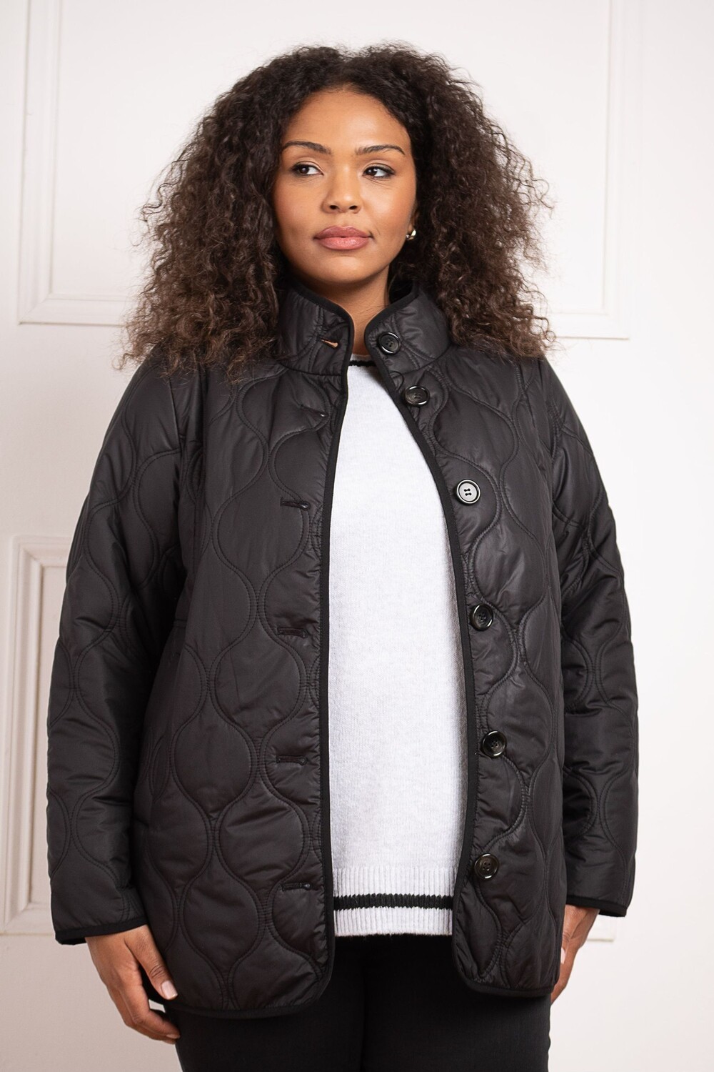 Стеганая куртка Live Unlimited, черный
Стеганая куртка Live Unlimited, черный