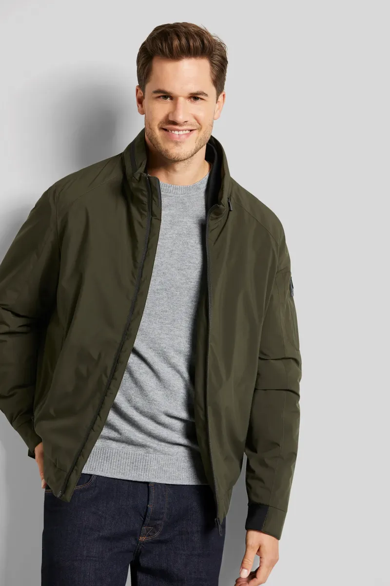 Блузон bugatti, без капюшона, изготовлен из 100% переработанных материалов, оливковый, Зеленый, Блузон bugatti, без капюшона, изготовлен из 100% переработанных материалов, оливковый
Блузон bugatti, без капюшона, изготовлен из 100% переработанных материалов, оливковый, Зеленый, Блузон bugatti, без капюшона, изготовлен из 100% переработанных материалов, оливковый