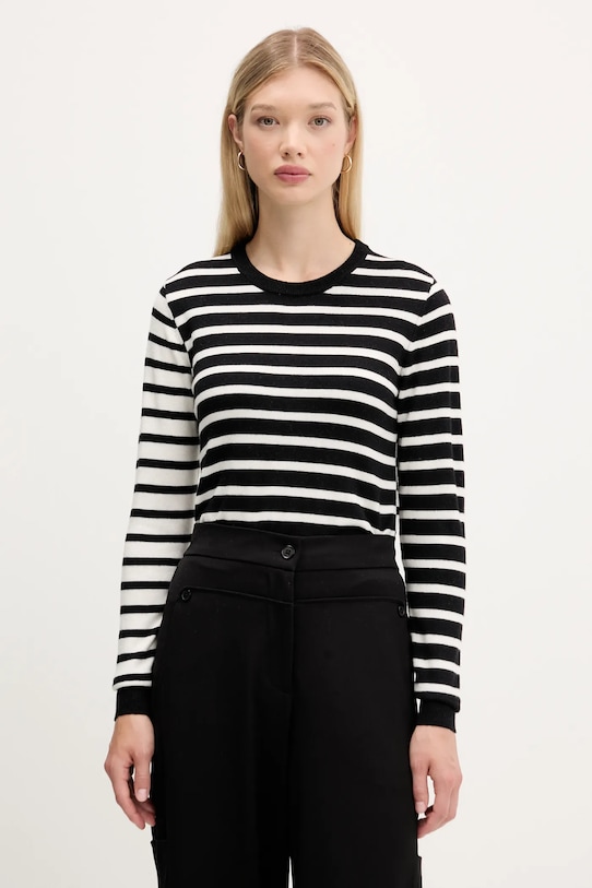 Свитер с шерстью BERGEN Desigual, черный
Свитер с шерстью BERGEN Desigual, черный