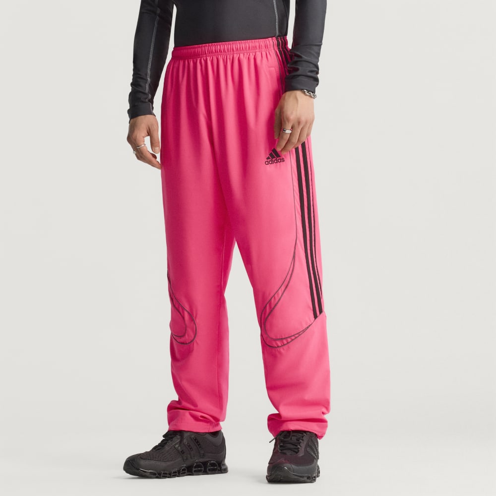 Спортивный костюм Adidas Teamgeist Adicolor Track Pants, цвет Lucid Pink/Black
Спортивный костюм Adidas Teamgeist Adicolor Track Pants, цвет Lucid Pink/Black