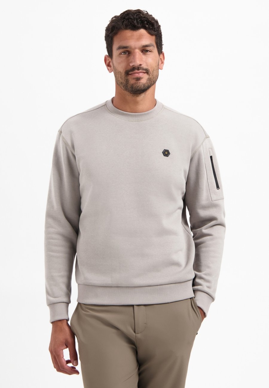 Толстовка NO EXCESS CREWNECK, Clay/Mottled Ochre
Толстовка NO EXCESS CREWNECK, Clay/Mottled Ochre