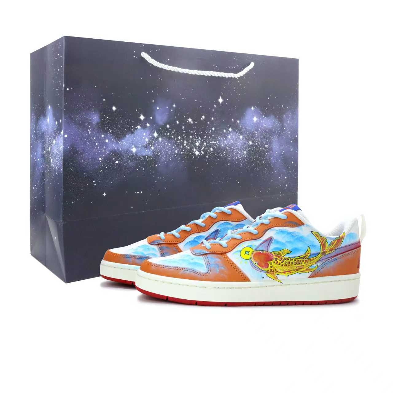 Nike Кроссовки для скейтбординга Court Borough Starfish Moon Shopping Bag низкие дышащие детские yellow orange blue
Nike Кроссовки для скейтбординга Court Borough Starfish Moon Shopping Bag низкие дышащие детские yellow orange blue