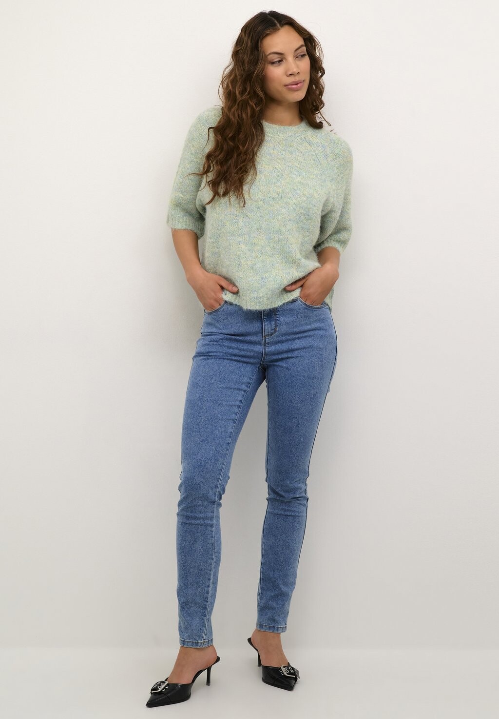 Вязаный свитер EMILIE CROPPED PULLOVER Kaffe, цвет Granite Green 
Вязаный свитер EMILIE CROPPED PULLOVER Kaffe, цвет Granite Green