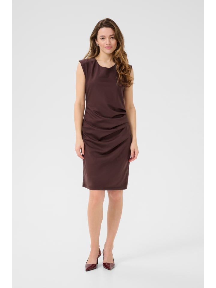 Платье-футляр в индийском стиле цвета помадки Kaffe
Платье-футляр в индийском стиле цвета помадки Kaffe