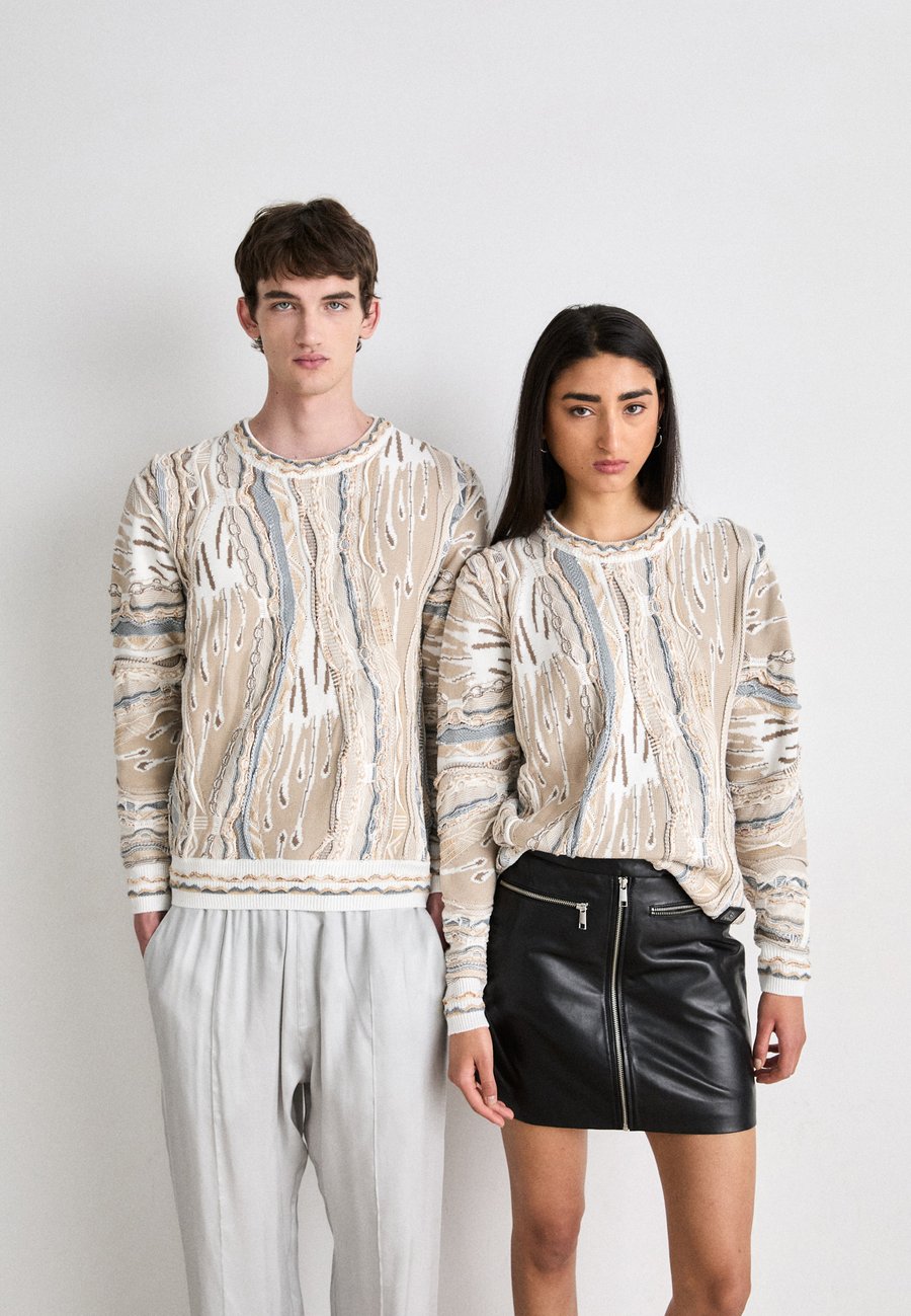 Джемпер Carlo Colucci UNISEX, Beige
Джемпер Carlo Colucci UNISEX, Beige