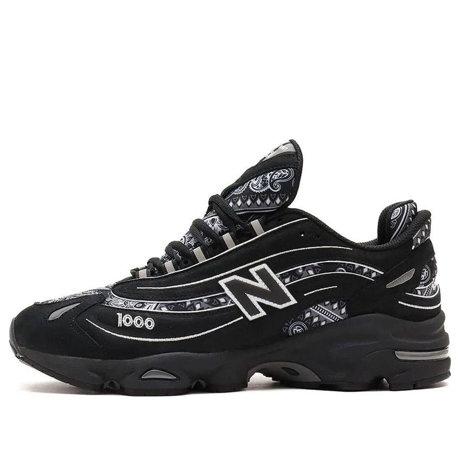 Кроссовки New Balance x Atmos 1000 'Bandhnu', черный
Кроссовки New Balance x Atmos 1000 'Bandhnu', черный