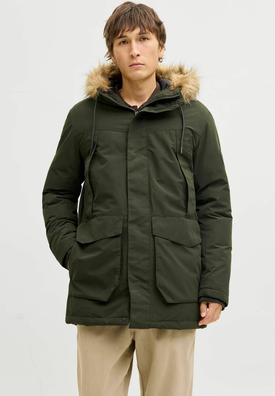 Пальто Jack & Jones Parka, Rosin/Olive
Пальто Jack & Jones Parka, Rosin/Olive