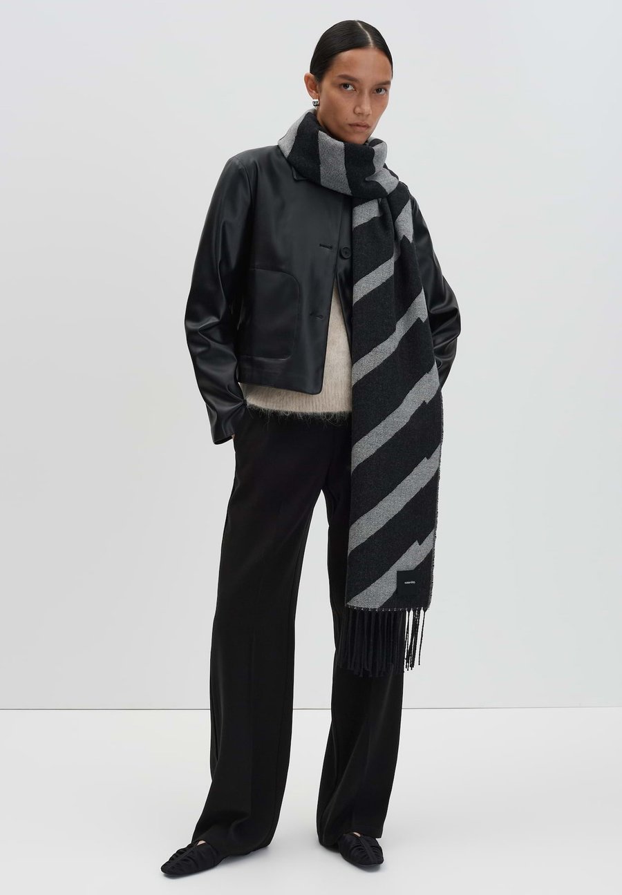 Шарф someday. Scarf, Black
Шарф someday. Scarf, Black