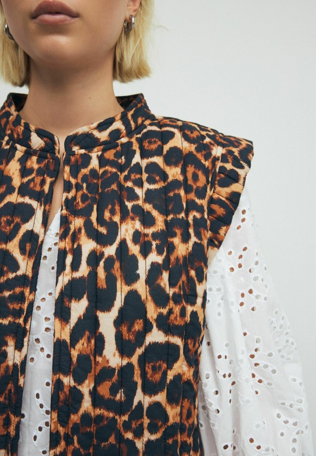 Жилет PADDED GILET REGULAR FIT Next, мультиколор
Жилет PADDED GILET REGULAR FIT Next, мультиколор