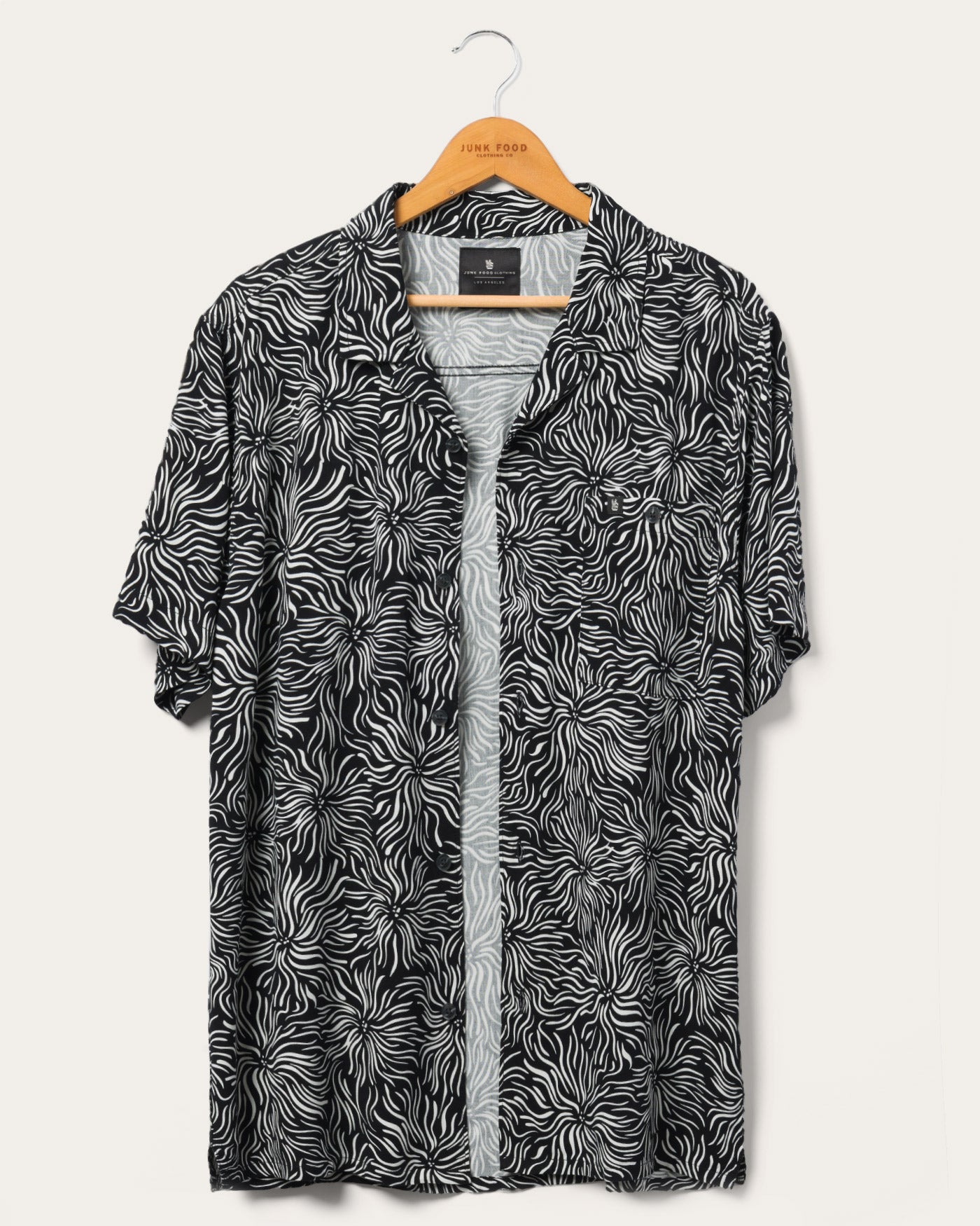 Рубашка Austin One Pocket Camp Junk Food Clothing, цвет meteorite
Рубашка Austin One Pocket Camp Junk Food Clothing, цвет meteorite