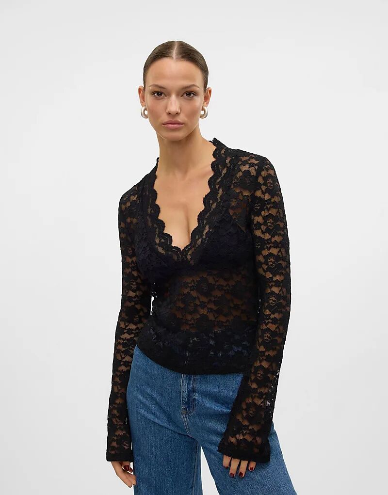 Топ Vero Moda черного цвета
Топ Vero Moda черного цвета