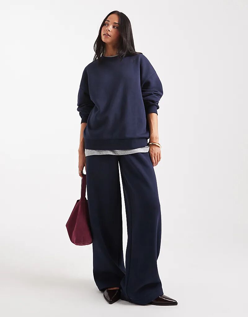 Широкие брюки-джоггеры ASOS DESIGN с защипом сзади, темно-синего цвета
Широкие брюки-джоггеры ASOS DESIGN с защипом сзади, темно-синего цвета