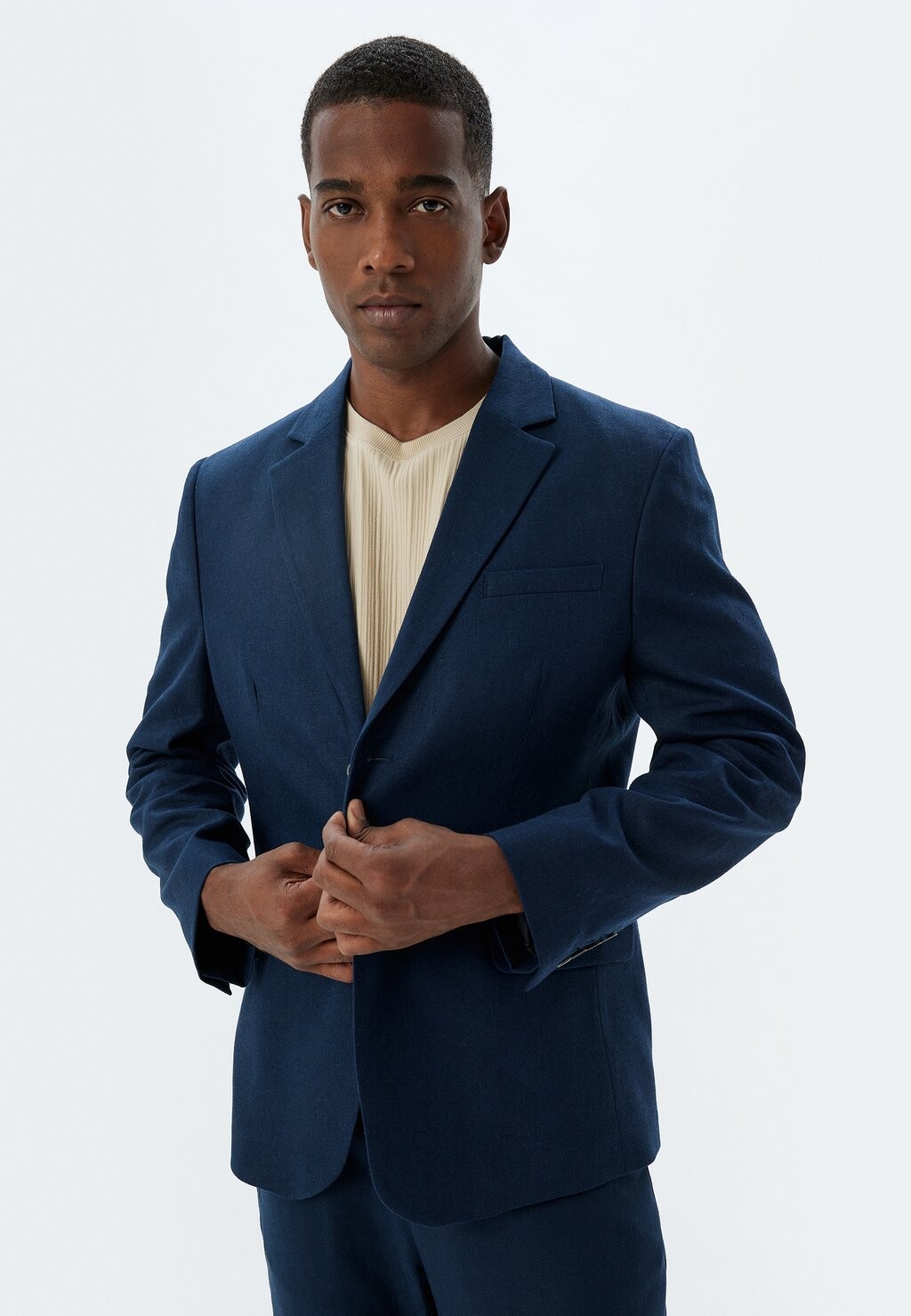 Пиджак-блейзер BLEND Koton, темно-синий
Пиджак-блейзер BLEND Koton, темно-синий