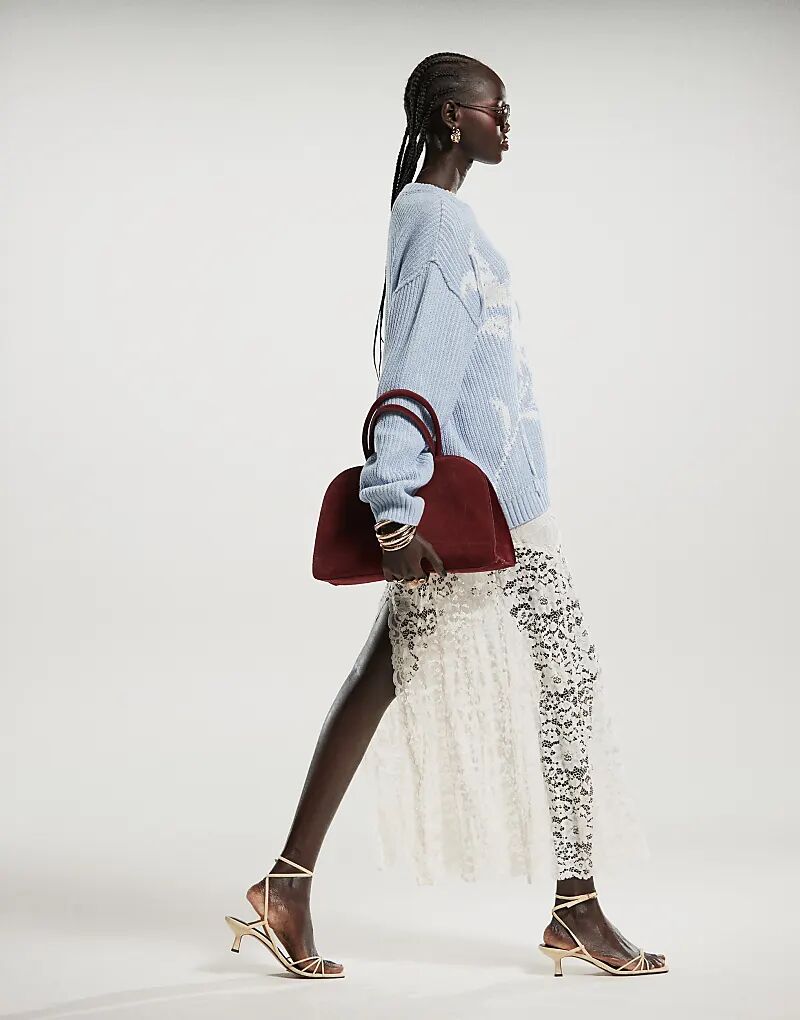 Вязаный джемпер свободного кроя с принтом роз нежно-голубого цвета ASOS DESIGN
Вязаный джемпер свободного кроя с принтом роз нежно-голубого цвета ASOS DESIGN