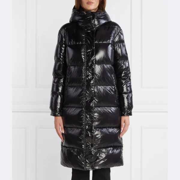 Пуховик стандартного кроя Silvian Heach, черный
Пуховик стандартного кроя Silvian Heach, черный