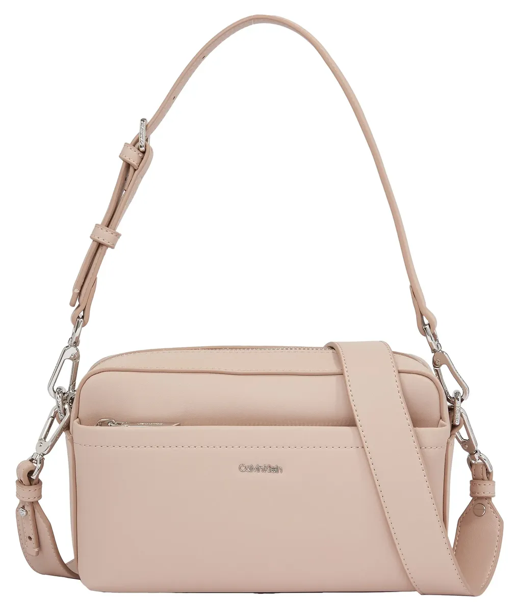 Сумка через плечо Calvin Klein "CK MUST CONVERTIBLE CAMERA BAG", женская сумка-сумка, серый
Сумка через плечо Calvin Klein "CK MUST CONVERTIBLE CAMERA BAG", женская сумка-сумка, серый