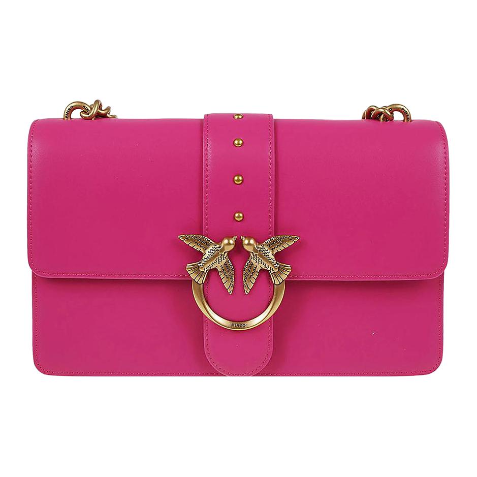 Сумка квадратная малая из телячьей кожи, ласточка, через плечо, на пояс женская розово-красная PINKO
Сумка квадратная малая из телячьей кожи, ласточка, через плечо, на пояс женская розово-красная PINKO