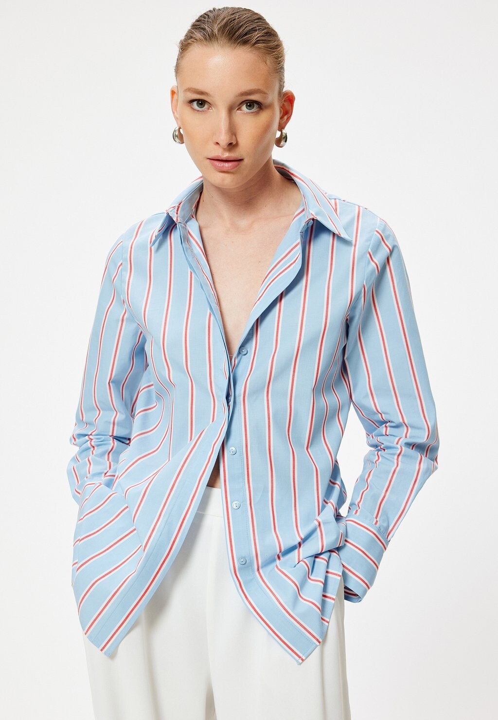 Блузка на пуговицах LONG SLEEVE Koton, синий
Блузка на пуговицах LONG SLEEVE Koton, синий