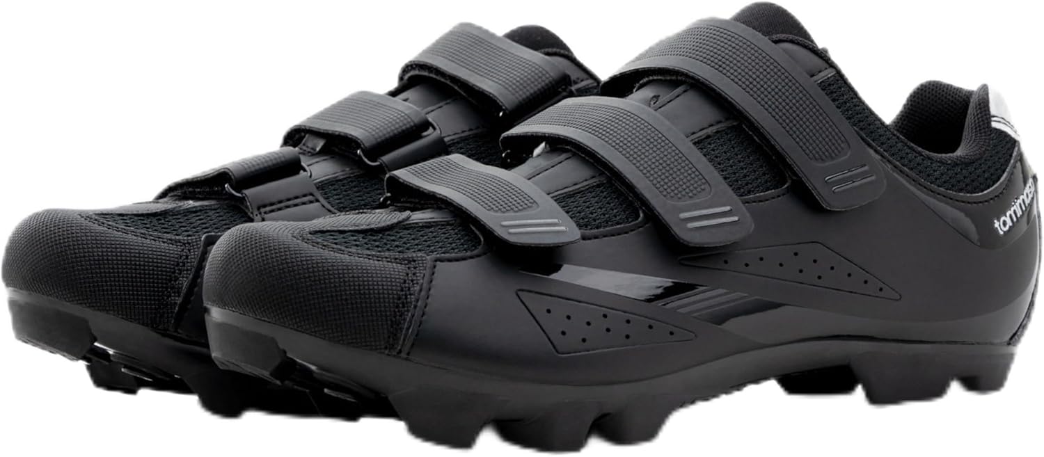 Мужские велоботинки Tommaso Montagna для горного велосипеда, совместимые с педалями SPD - для гравийных и трейловых поездок - совместимы с шипами SPD - шипы в комплект не входят, черный
Мужские велоботинки Tommaso Montagna для горного велосипеда, совместимые с педалями SPD - для гравийных и трейловых поездок - совместимы с шипами SPD - шипы в комплект не входят, черный