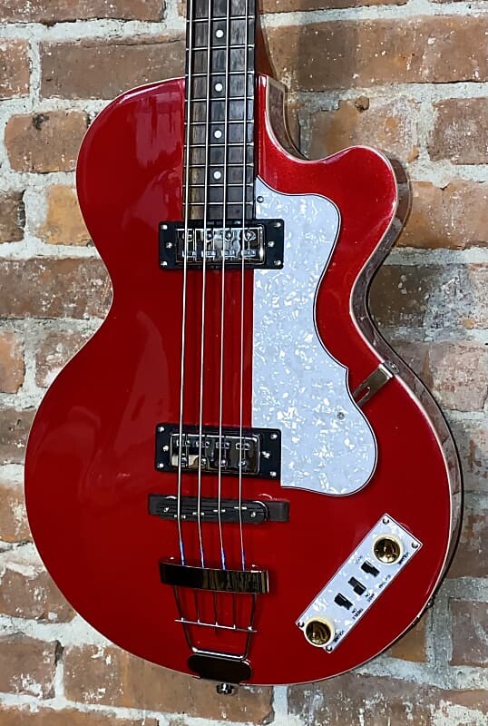 Басс гитара Hofner Club Bass Ignition Pro Series Metallic Red , Such a Cool Bass, Support Indie Music Shops
Басс гитара Hofner Club Bass Ignition Pro Series Metallic Red , Such a Cool Bass, Support Indie Music Shops