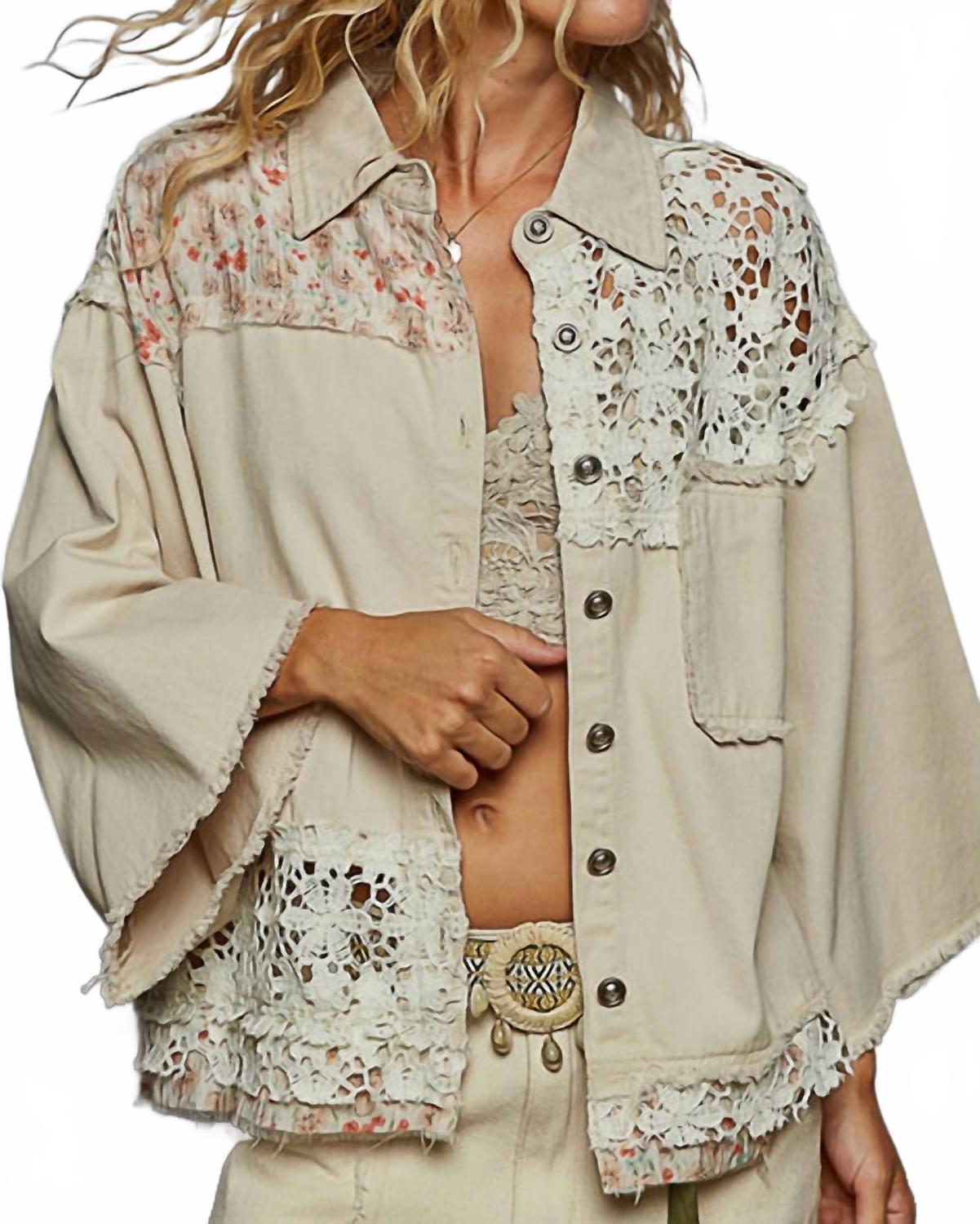 Кружевная блузка Kimberly Lace Patched Shacket цвета миндаля Pol, Almond
Кружевная блузка Kimberly Lace Patched Shacket цвета миндаля Pol, Almond