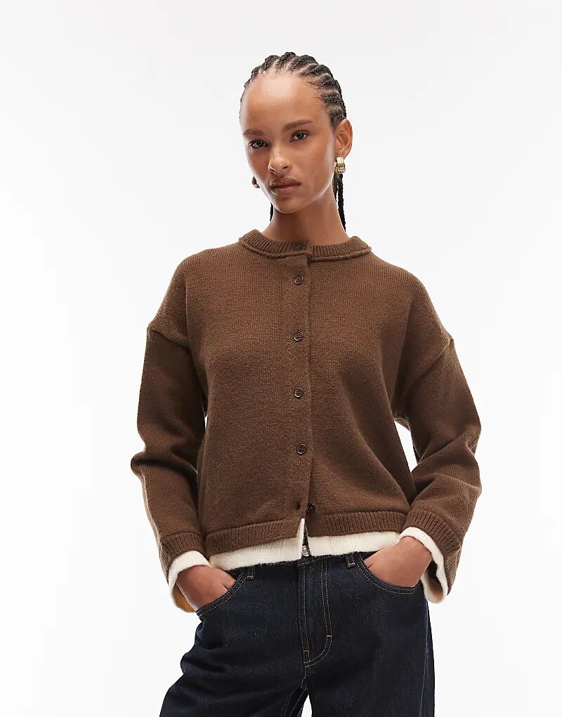 Вязаный кардиган оверсайз ASOS DESIGN с двумя слоями коричневого цвета
Вязаный кардиган оверсайз ASOS DESIGN с двумя слоями коричневого цвета