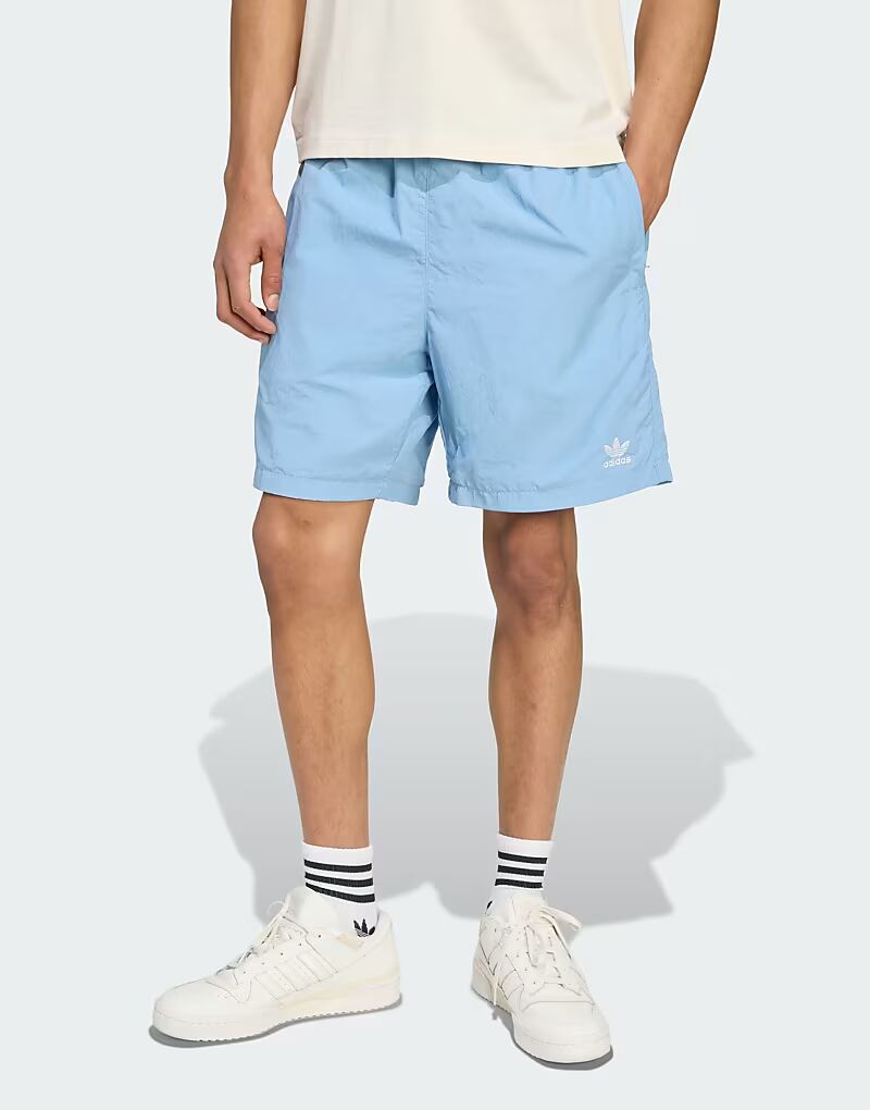 Тканые шорты Trefoil Essentials пепельно-синего цвета Adidas Originals
Тканые шорты Trefoil Essentials пепельно-синего цвета Adidas Originals