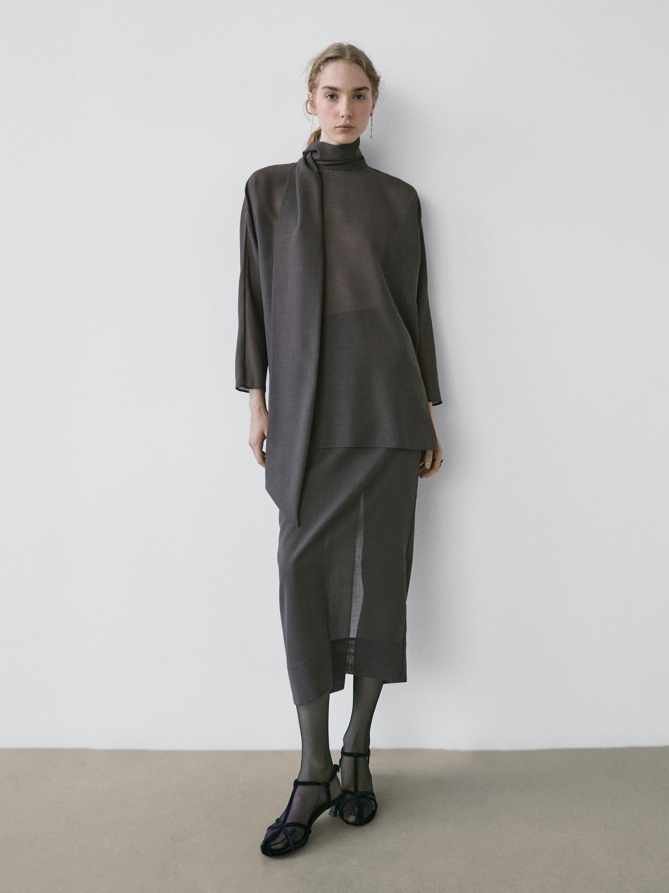 Прямая миди-юбка с полупрозрачной деталью - Studio Massimo Dutti, grey
Прямая миди-юбка с полупрозрачной деталью - Studio Massimo Dutti, grey