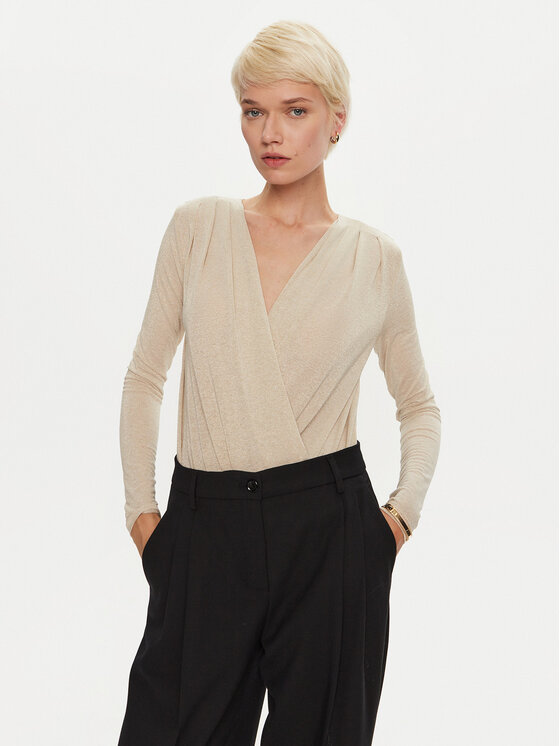 Боди regular fit Calogero 104464 A29I Pinko, бежевый
Боди regular fit Calogero 104464 A29I Pinko, бежевый