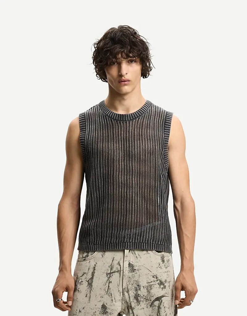 Жилет Bershka с эффектом потертости серого цвета
Жилет Bershka с эффектом потертости серого цвета