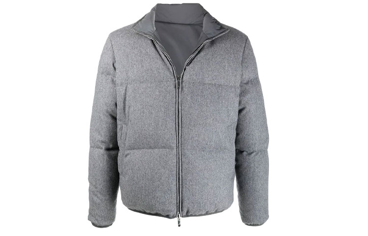 THOM BROWNE Серый пуховик для мужчин, Gray
THOM BROWNE Серый пуховик для мужчин, Gray