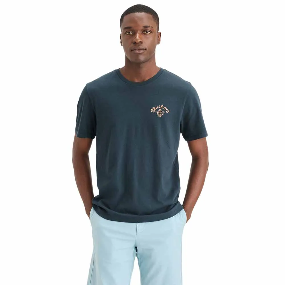 Футболка с коротким рукавом Dockers Graphic A11030302, синий
Футболка с коротким рукавом Dockers Graphic A11030302, синий