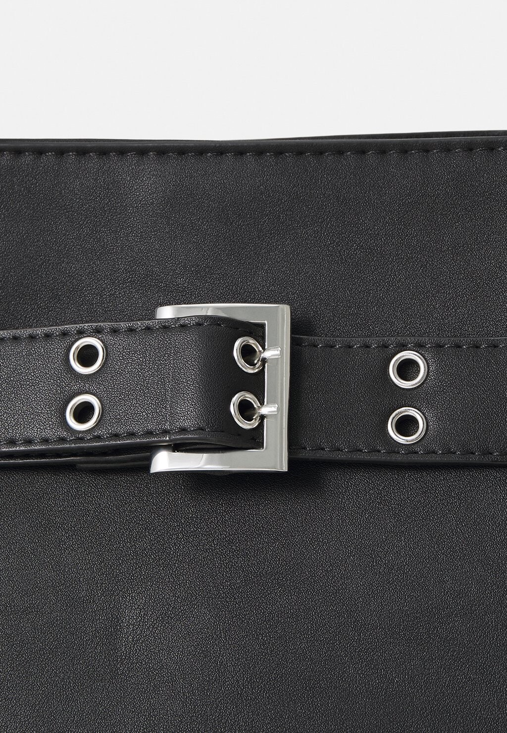 Сумка-тоут Even&Odd, черный
Сумка-тоут Even&Odd, черный