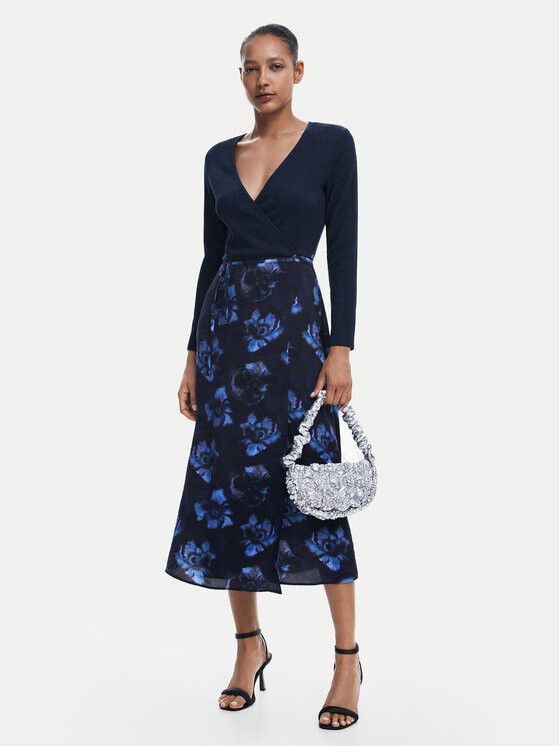 Платье на каждый день, стандартного кроя Desigual, синий
Платье на каждый день, стандартного кроя Desigual, синий