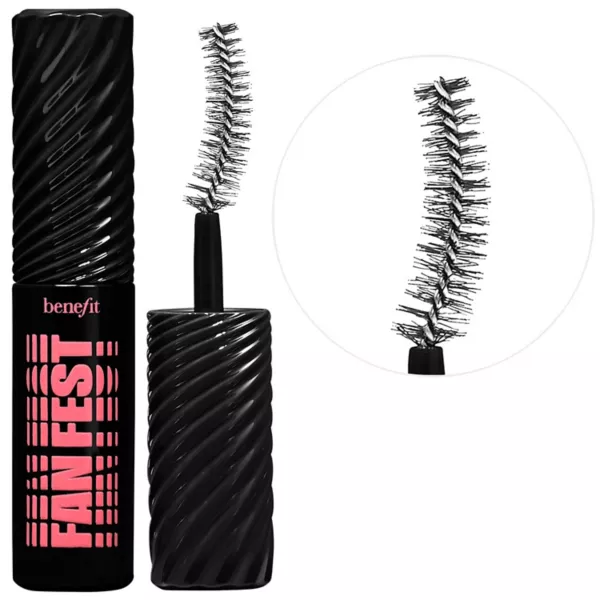 Тушь для ресниц Mini Fan Fest с эффектом веерного и объемного эффекта Benefit Cosmetics, 4 гр
Тушь для ресниц Mini Fan Fest с эффектом веерного и объемного эффекта Benefit Cosmetics, 4 гр