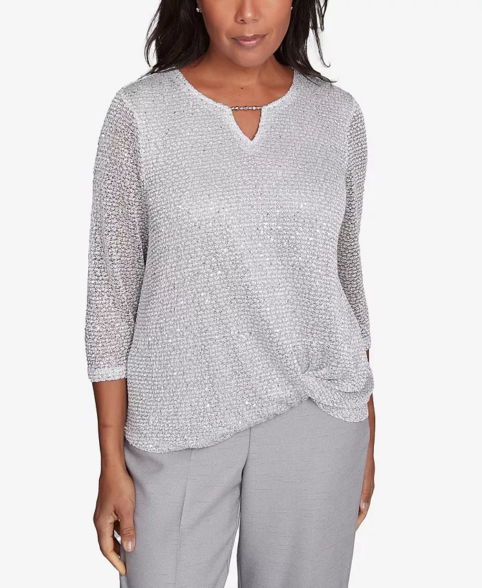 Топ Petite Estate of Mind с разрезом на горловине, украшенный пайетками и бисером Alfred Dunner, серый
Топ Petite Estate of Mind с разрезом на горловине, украшенный пайетками и бисером Alfred Dunner, серый