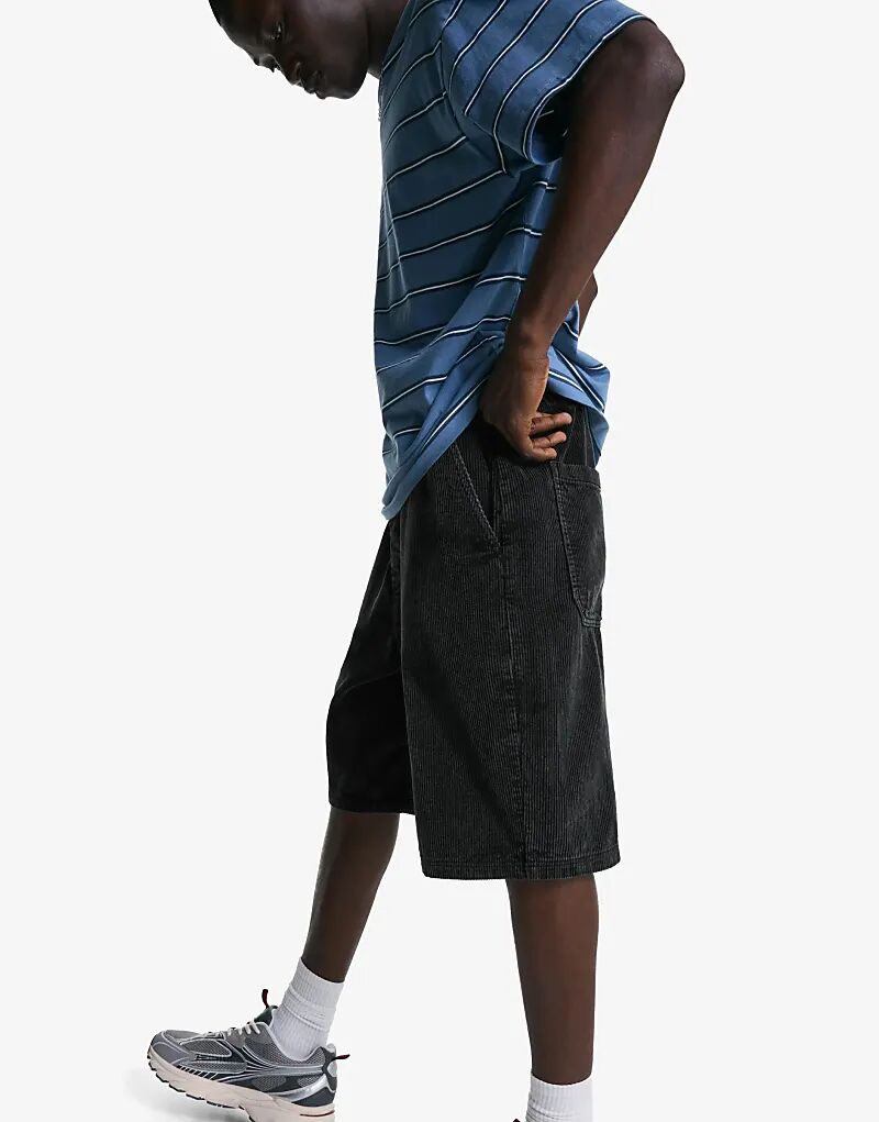 Короткие бермуды Bershka Corduroy черного цвета
Короткие бермуды Bershka Corduroy черного цвета