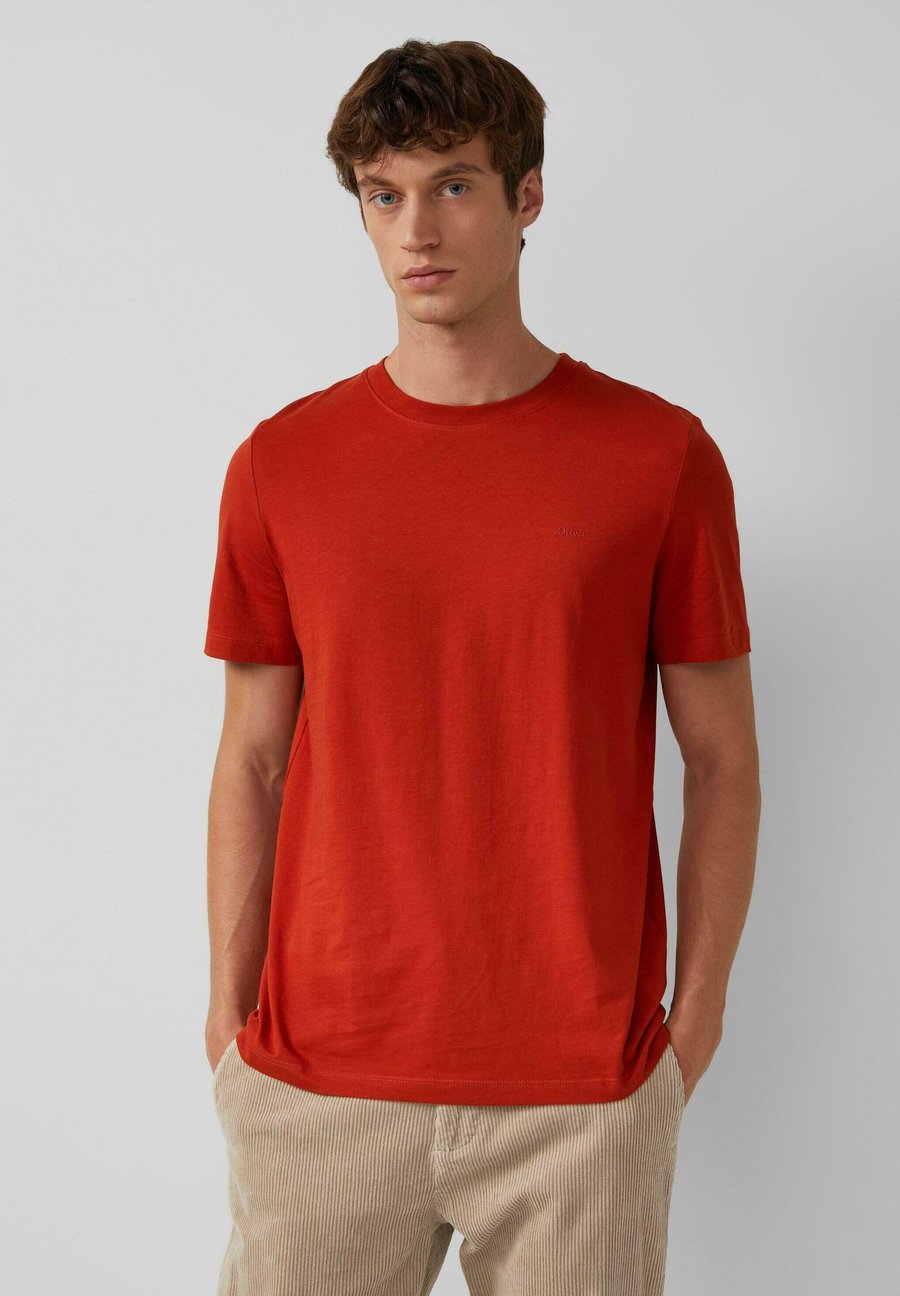 Футболка s.Oliver Basic T-shirt, Mohnrot/Red
Футболка s.Oliver Basic T-shirt, Mohnrot/Red