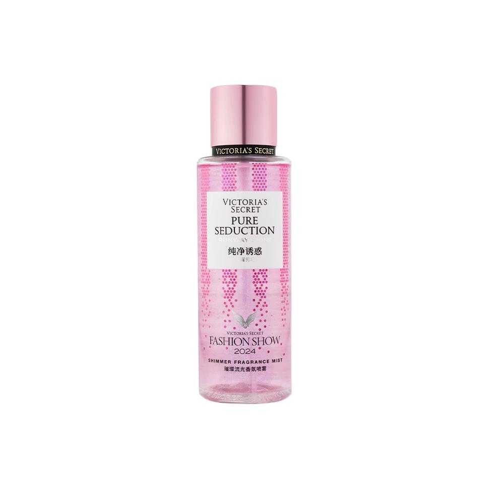 Парфюмированный спрей для тела Victoria's Secret Pure Seduction Runway Shine, 250 мл
Парфюмированный спрей для тела Victoria's Secret Pure Seduction Runway Shine, 250 мл