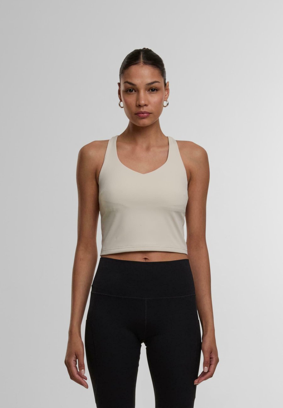 Топ aim’n SCULPTING STRAPPY , Beige
Топ aim’n SCULPTING STRAPPY , Beige