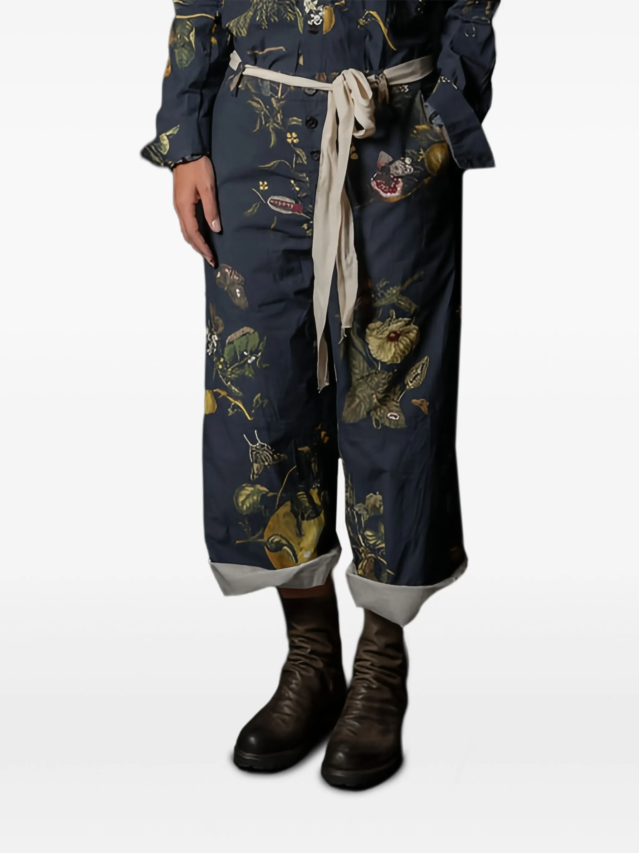 Брюки с цветочным принтом Aleksandr Manamïs, синий
Брюки с цветочным принтом Aleksandr Manamïs, синий