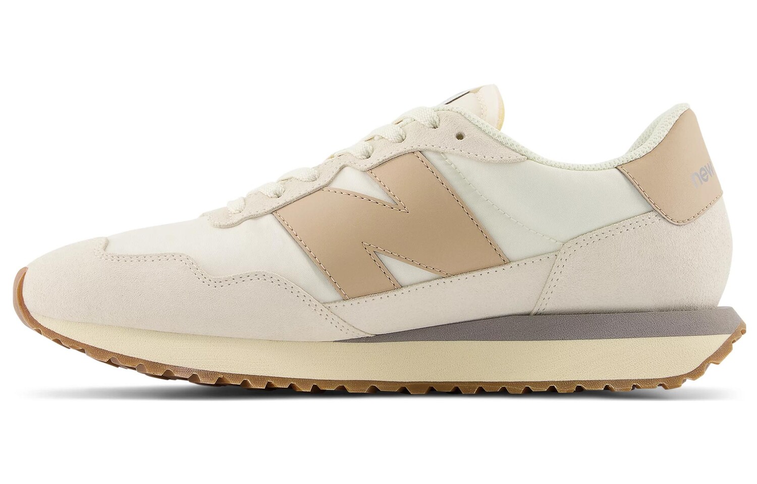 New Balance NB 237 Кроссовки Мужчины
New Balance NB 237 Кроссовки Мужчины