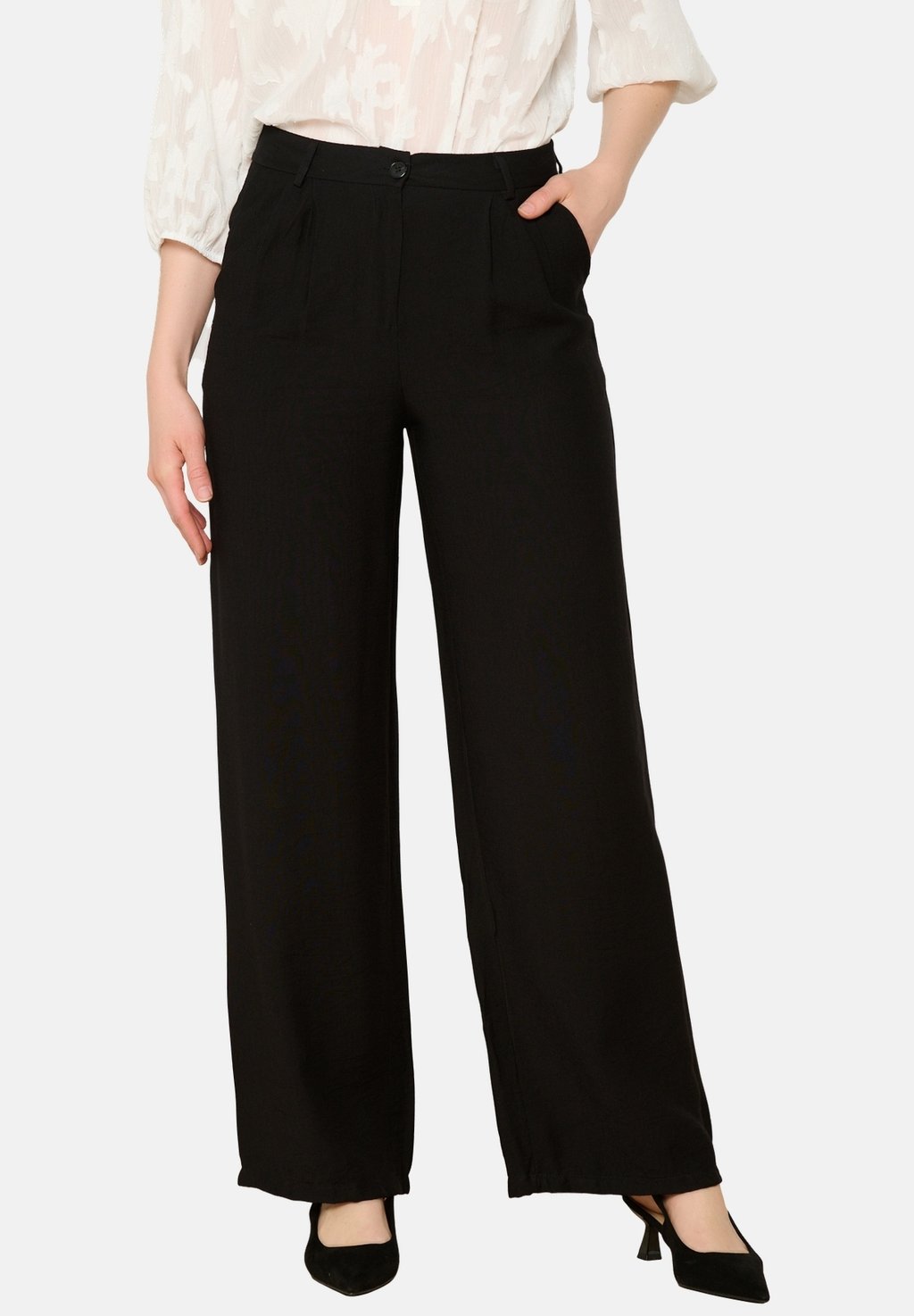 Брюки WIDE LolaLiza, черный
Брюки WIDE LolaLiza, черный