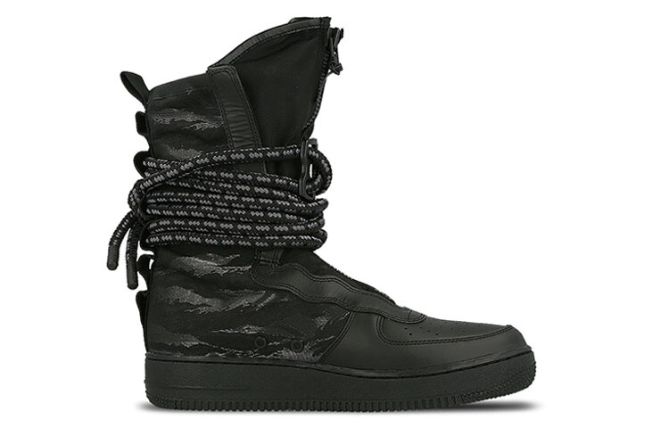 Кроссовки Nike Sf Air Force 1 High Black Dark Grey
Кроссовки Nike Sf Air Force 1 High Black Dark Grey