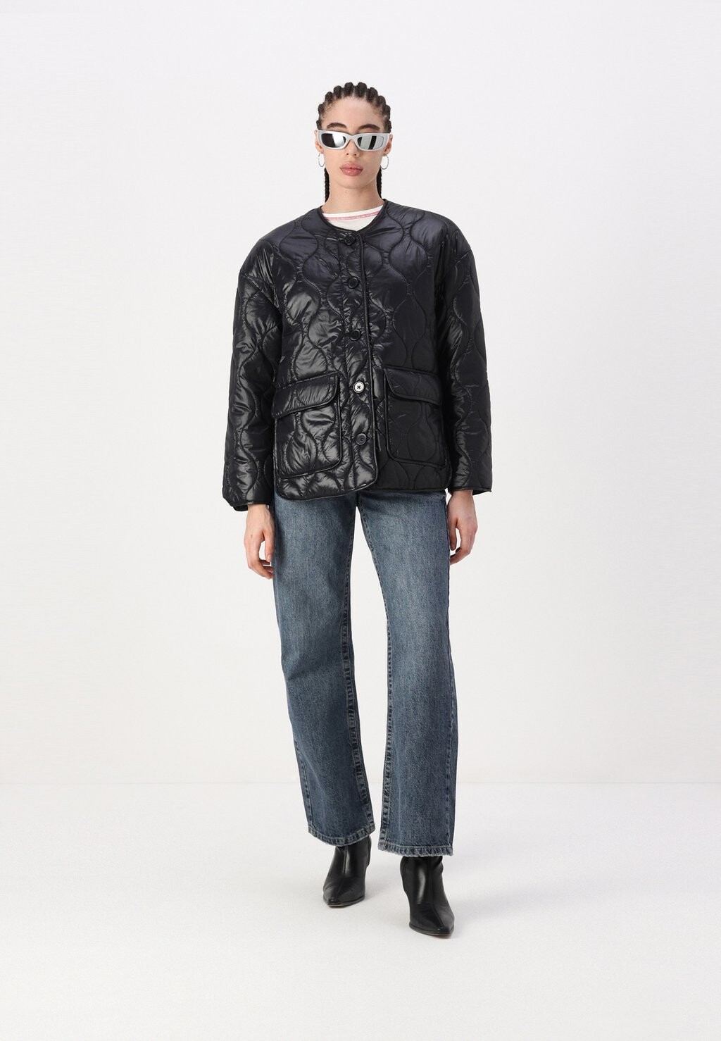 Легкая куртка QUILTED JACKET Gina Tricot, черный
Легкая куртка QUILTED JACKET Gina Tricot, черный