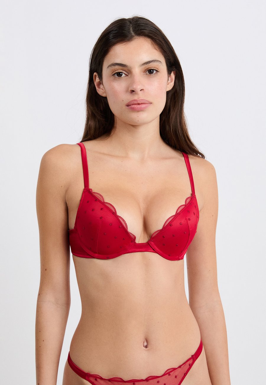 Бюстгальтер Etam DIVINE, Red
Бюстгальтер Etam DIVINE, Red