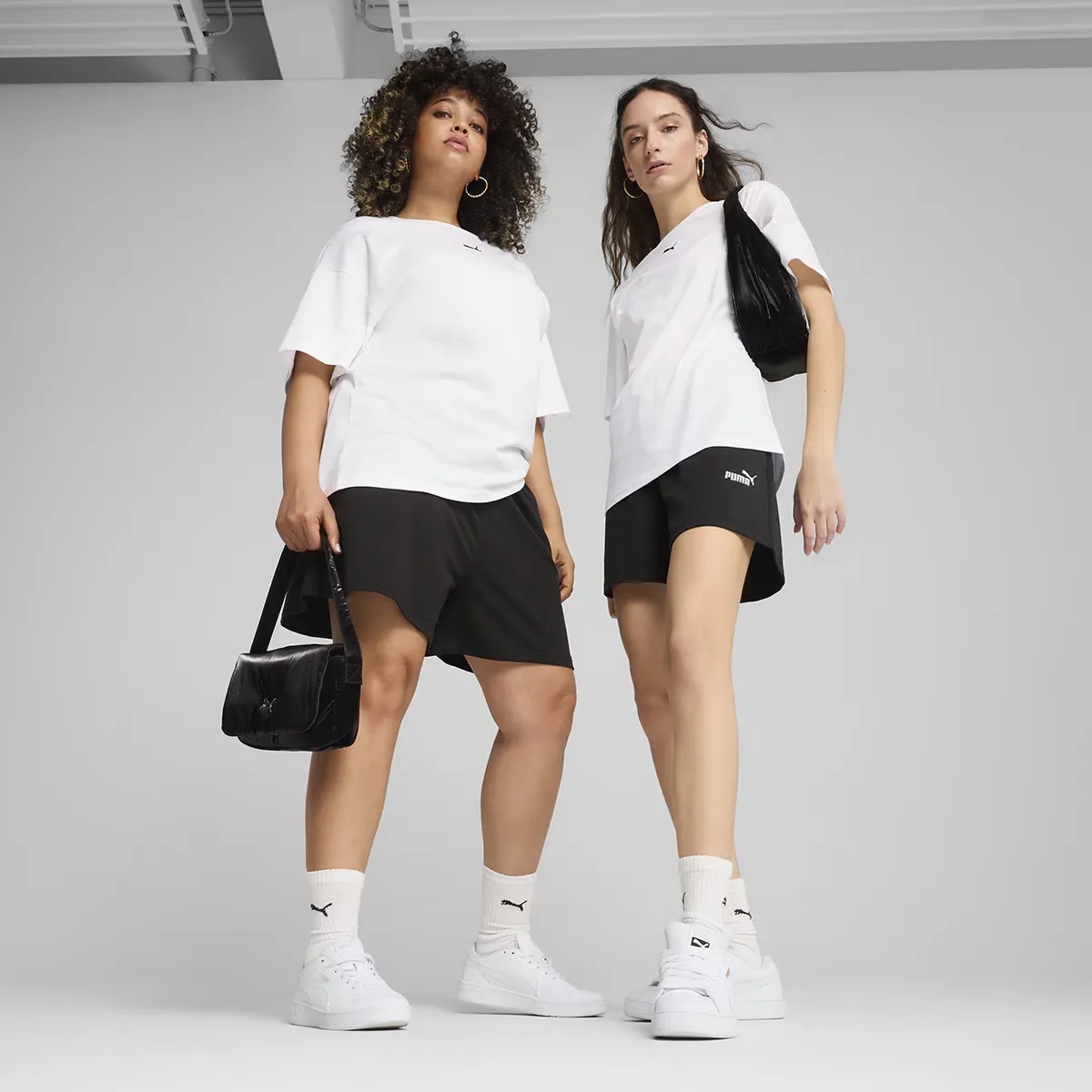 Женские шорты Puma ESS Small No. 1 Logo 4" Lightweight High Waist Shorts, чёрный
Женские шорты Puma ESS Small No. 1 Logo 4" Lightweight High Waist Shorts, чёрный