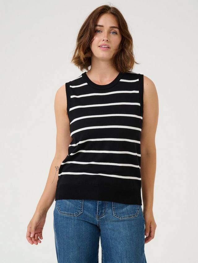 Вязаный свитер без рукавов в полоску от lizza KAFFE, цвет Black/Chalk
Вязаный свитер без рукавов в полоску от lizza KAFFE, цвет Black/Chalk