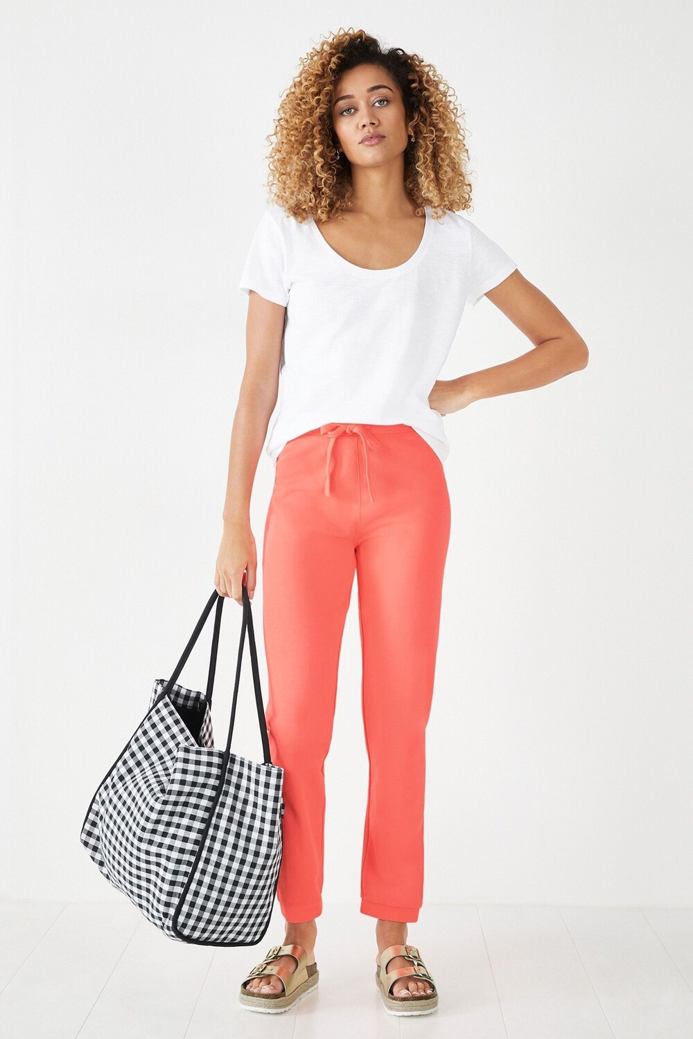 Футболка Hari из хлопка с круглым вырезом Hush, белый
Футболка Hari из хлопка с круглым вырезом Hush, белый