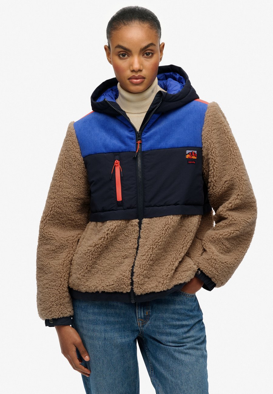Флисовая куртка Superdry & Co Fleece jacket, Cobblestone Grey/Grey
Флисовая куртка Superdry & Co Fleece jacket, Cobblestone Grey/Grey